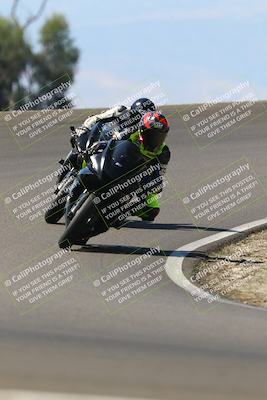 media/Sep-21-2025-TrackDaz (Sun) [[277c75b276]]/C Group/1240pm (Turn 2)/